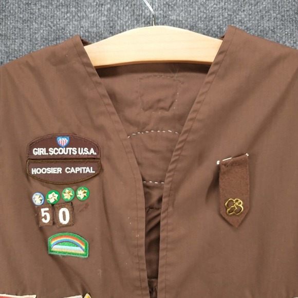 Girl Scout USA Hoosier Capital Uniform Vest Brown Actual 40x20.5 Vintage Patches - Picture 3 of 11